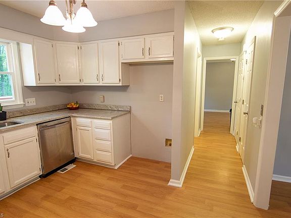5th image of 8406 Birchdale Dr
