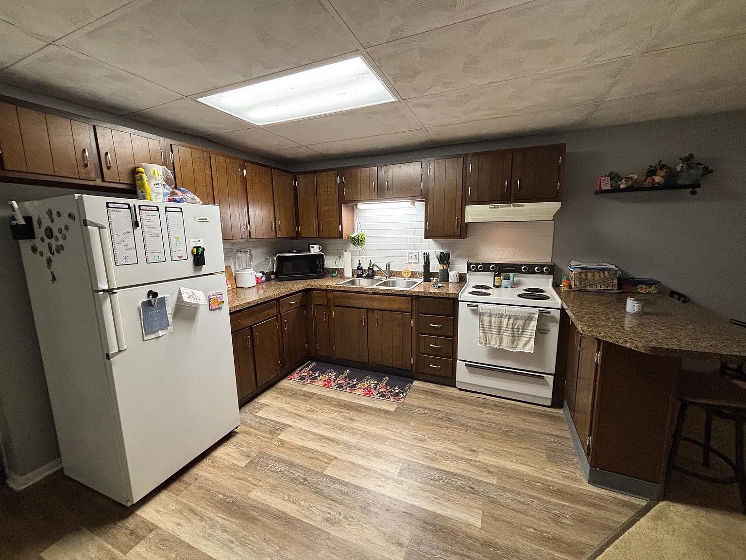 1 bed, 600 sqft, $980 — Photo 2