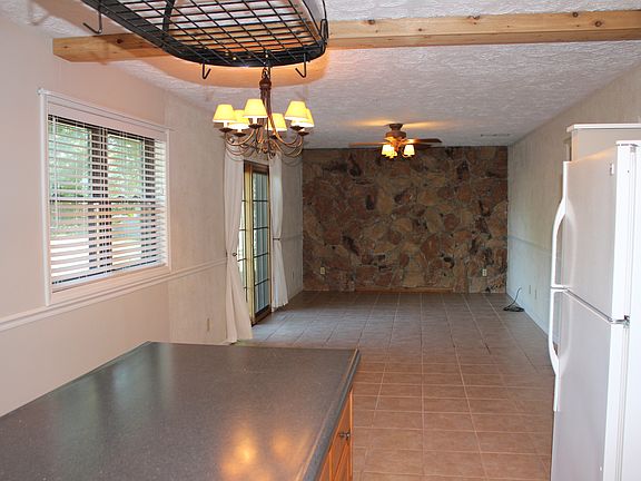 Kitchen looking to Living Rm