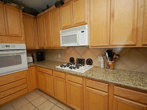 4th image of 2403 Creeks Edge Dr