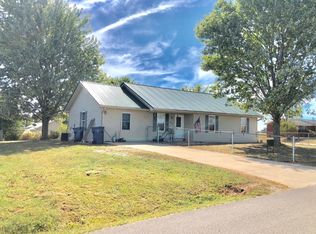 563 W Coleman Rd, Science Hill, KY 42553