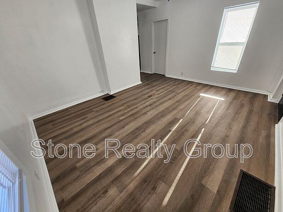 3rd image of 28 S 13th 1/2 St