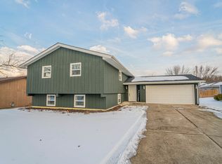 7328 W 83rd Pl, Crown Pt, IN 46307