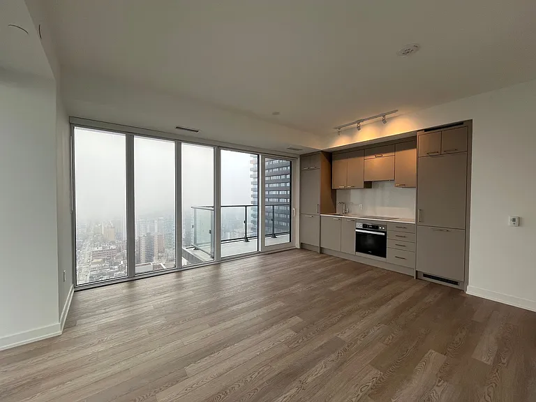 634 Church St #3409 — Photo 4