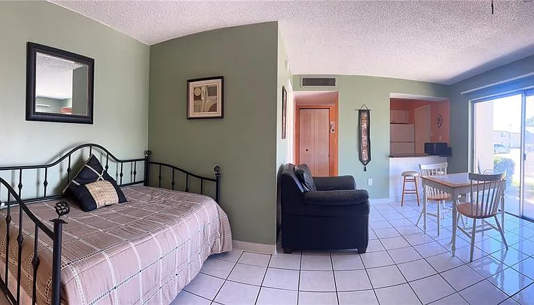 4215 E Bay Dr #1702A — Photo 36