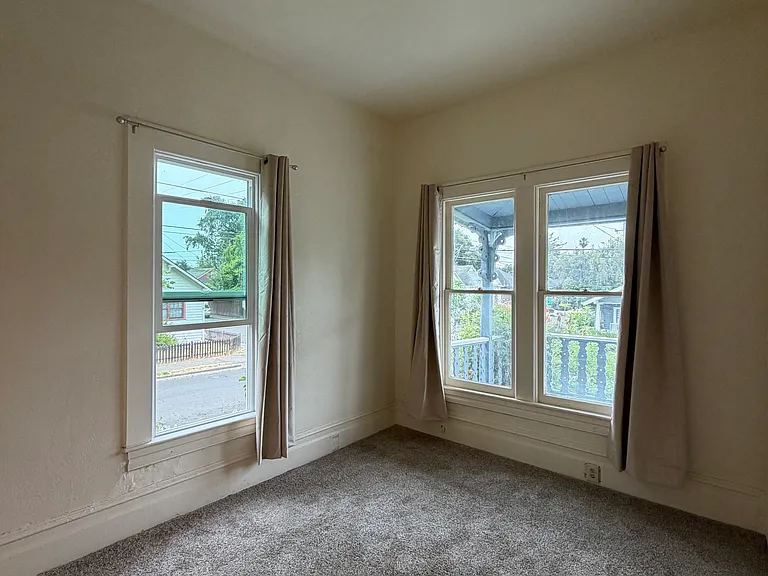 663 Charles St #C — Photo 20
