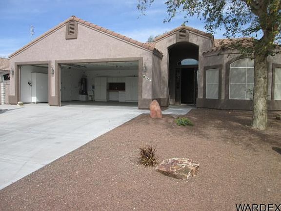 2nd image of 2017 E Desert Palms Dr