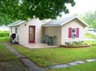 2064 Crane Ave, Beloit, WI 53511