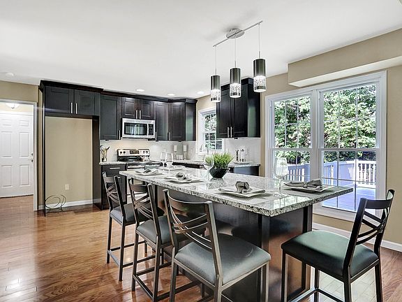 Kitchen with seating for 5