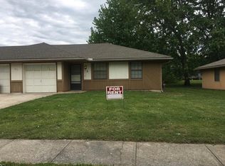 807 NE Banner Dr #A, Lees Summit, MO 64086