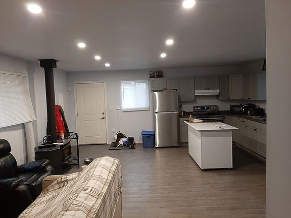 4th image of 3366 McIver Rd