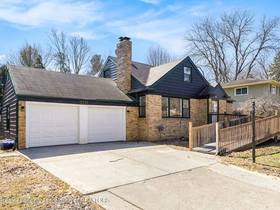 2255 Pembroke Rd, Lansing, MI, 48906