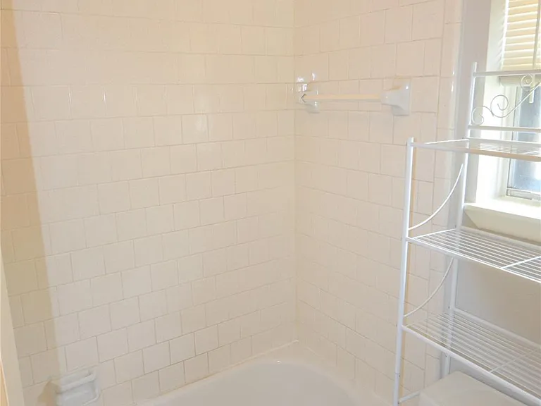 24006 Merry Oaks Dr — Photo 18