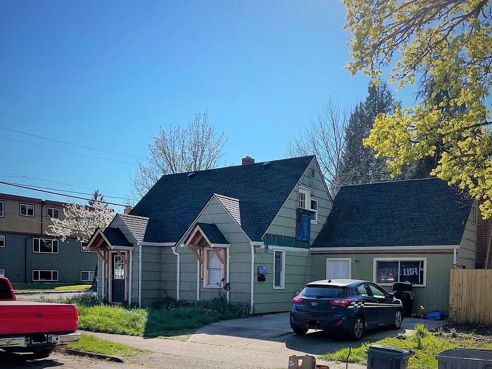2nd image of 804 NW 26th St #804