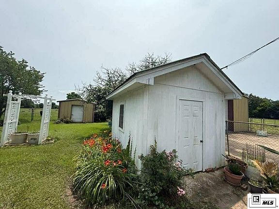 4th image of 739 Pony Greer Rd