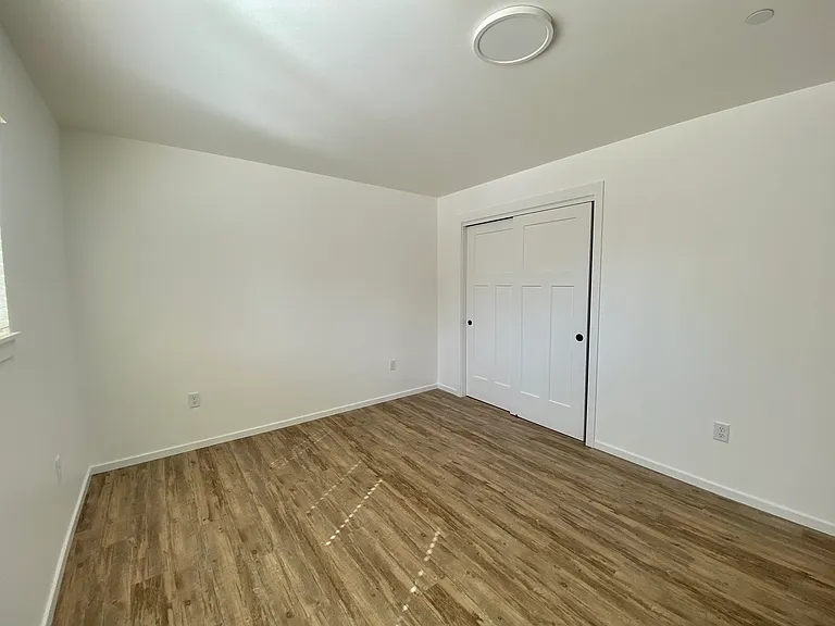 1318 6th St #3 — Photo 6