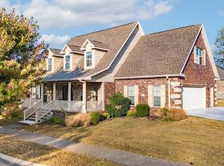 531 Wades Coach Dr, Springdale, AR 72762