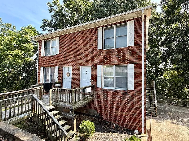 2B Dalton Way