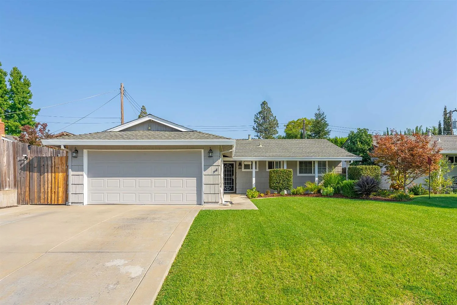 6503 Oakcreek Way photo 1