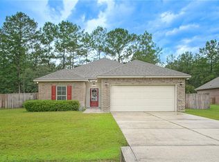 125 Meadow Spring Pl, Covington, LA 70435
