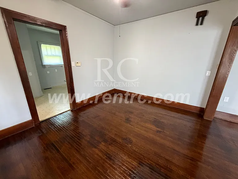 24 Bremer Ave — Photo 9