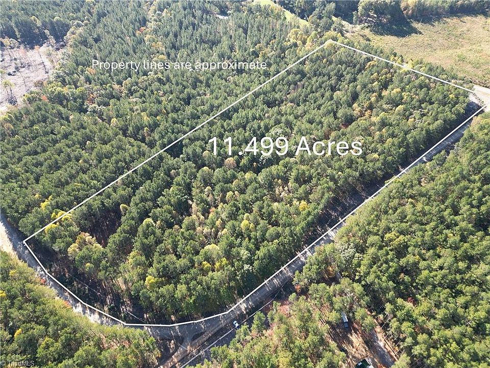 1st image of 16 Woods Rd