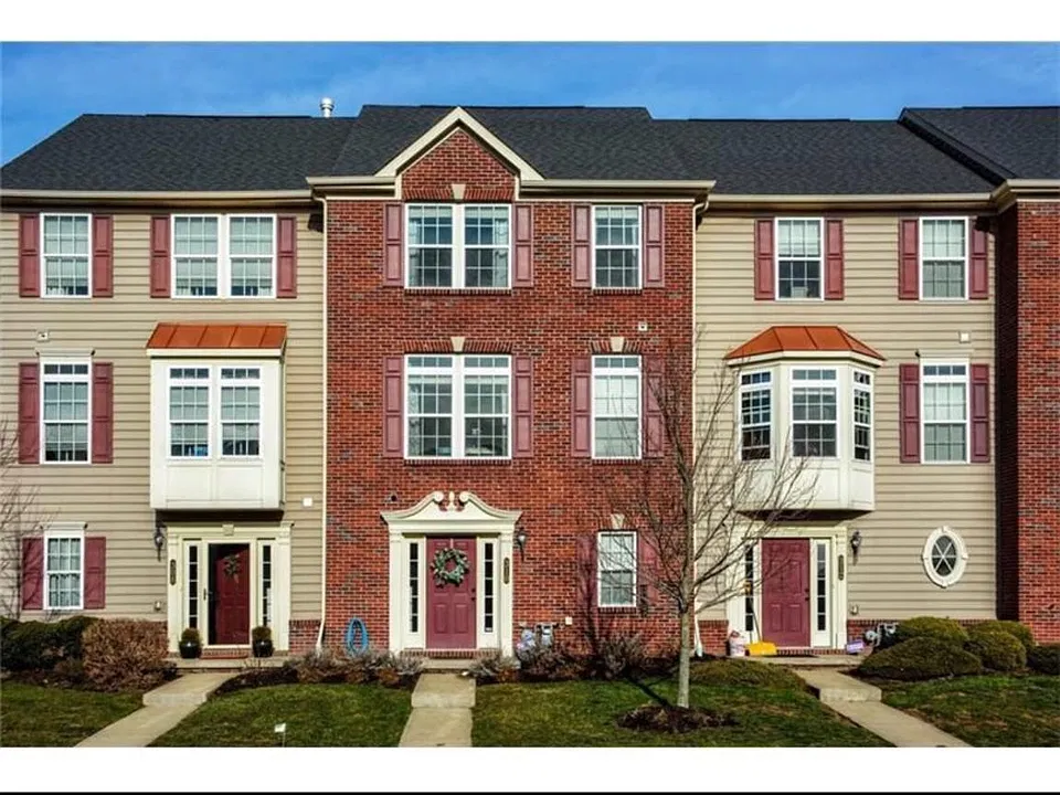 310 Fairgate Dr