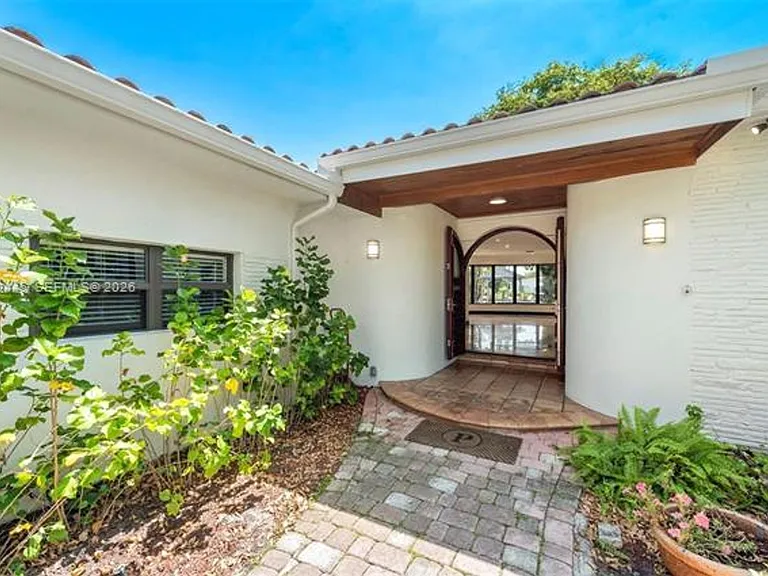 540 S Shore Dr — Photo 15