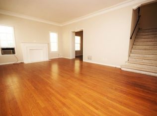 151 S Palm Dr, Beverly Hills, CA 90212