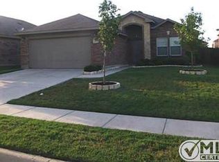 424 Marble Creek Dr, Fort Worth, TX 76131