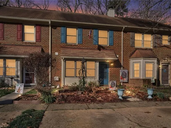 110 Souverain Lndg, Yorktown, VA 23692