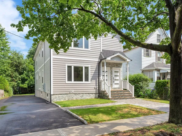 25 Feronia Way APT 2, Rutherford, NJ 07070