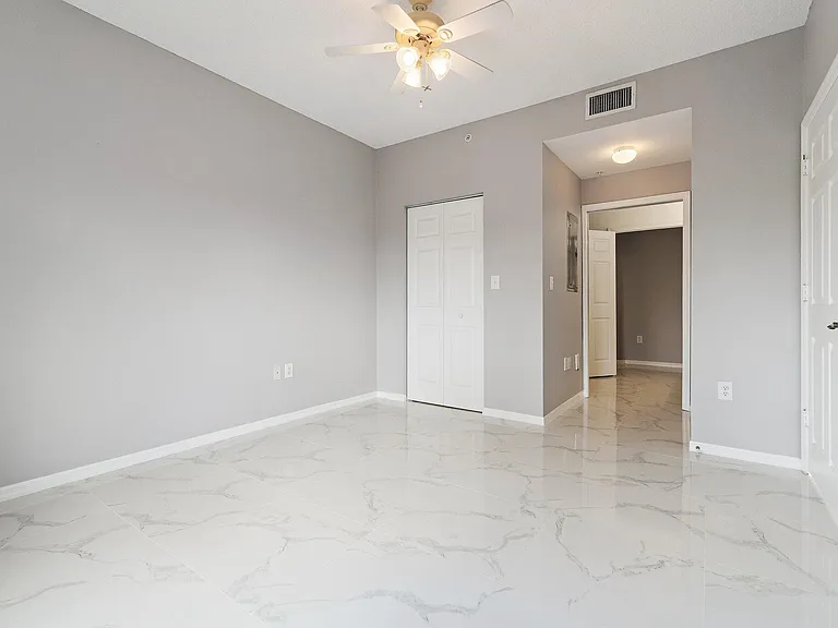 2917 Tuscany Ct #302 — Photo 9