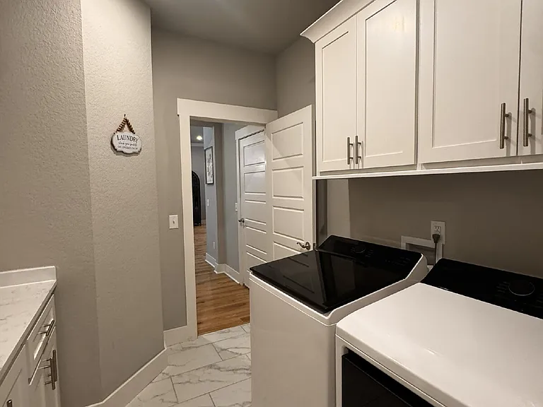 12 Hobkirk Dr — Photo 16