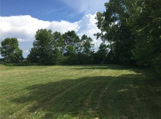 Adams, Vermilion, OH 44089