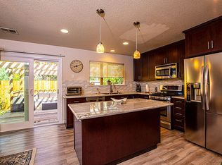 9672 Sirius Dr, Windsor, CA 95492