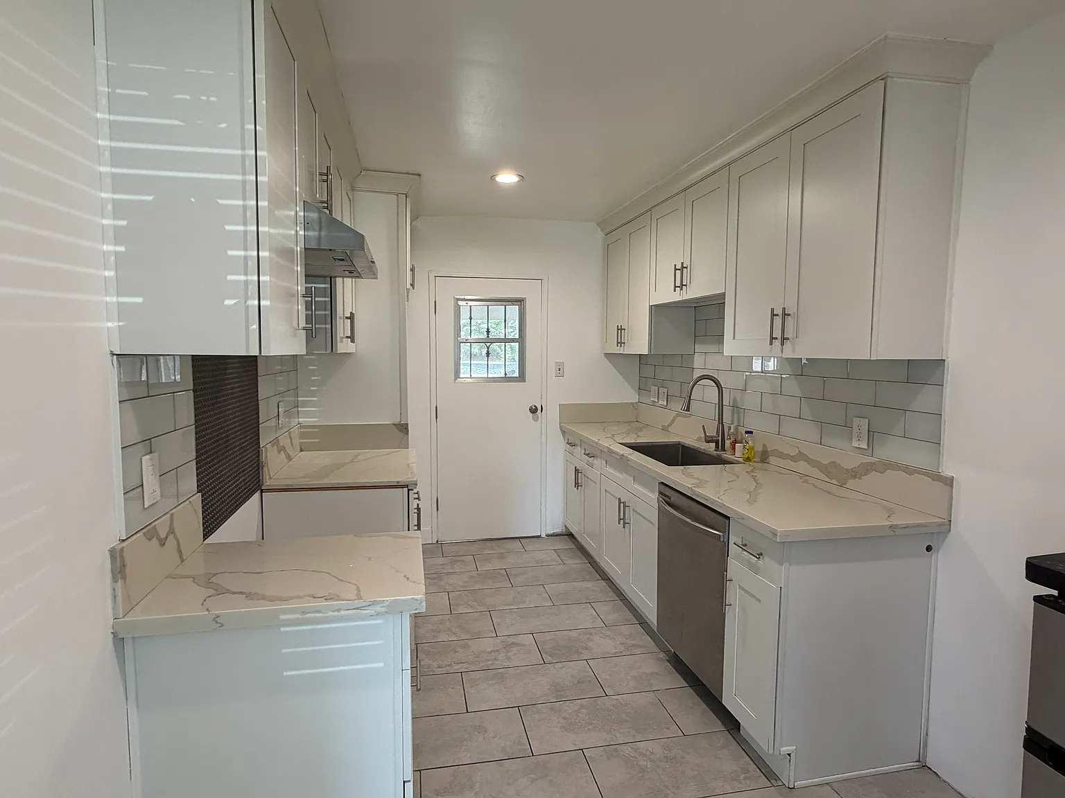 3110 Hodges Ave — Photo 4