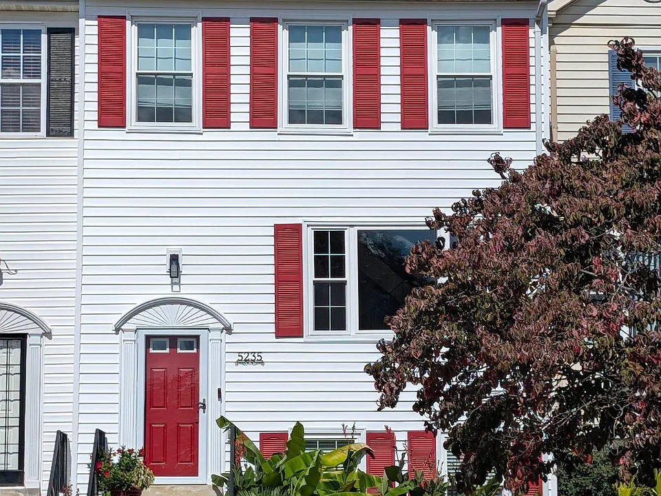 5235 Hil Mar Dr