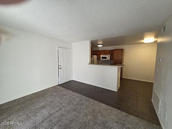 5th image of 623 W Guadalupe Rd Unit 130