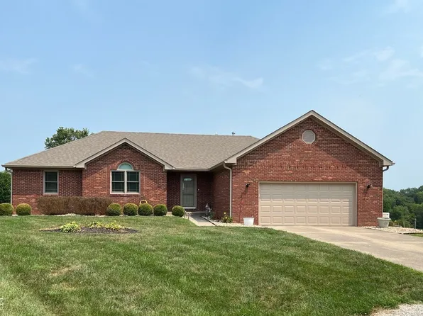 2600 Laurelwood Dr, Martinsville, IN 46151
