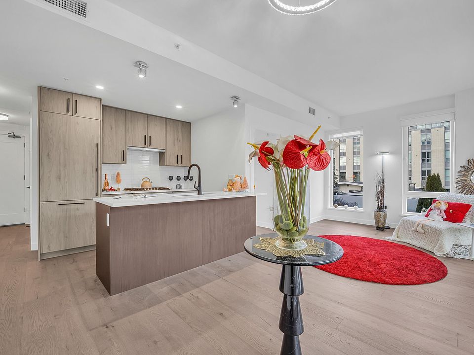 1st image of 6859 Cambie St #305