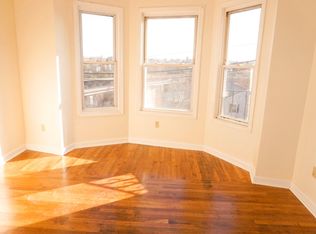 3 Temple St APT 9, Haverhill, MA 01832