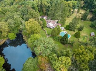 6 Calvin Rd, Weston, CT 06883