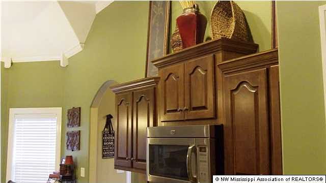 2nd image of 2853 Malabar Pl