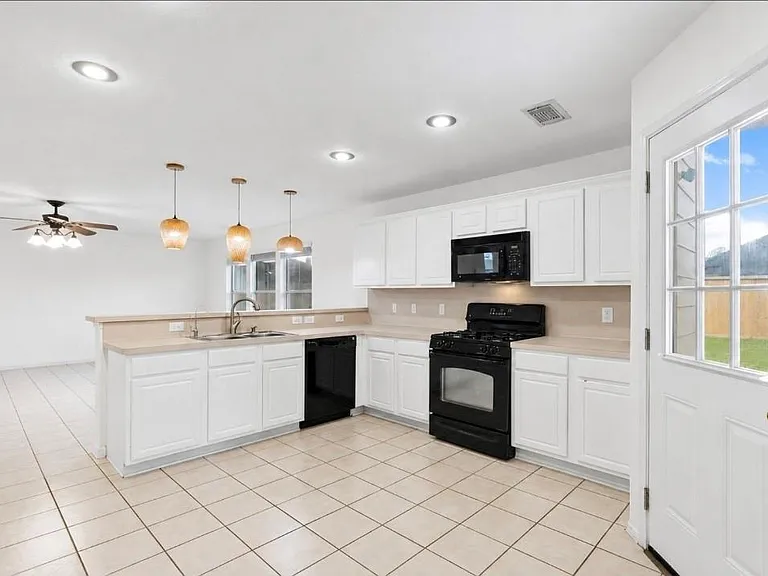 11430 Moonlight Ridge Dr — Photo 7