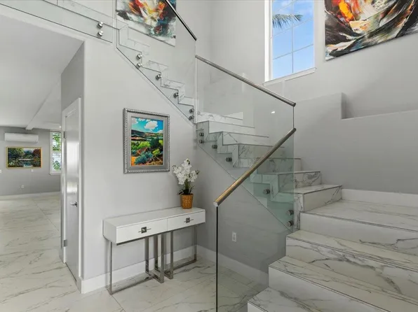 3950 Kalai Waa St APT E103, Kihei, HI 96753