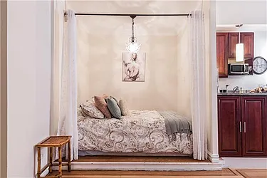 Rented by Century 21 Metropolitan