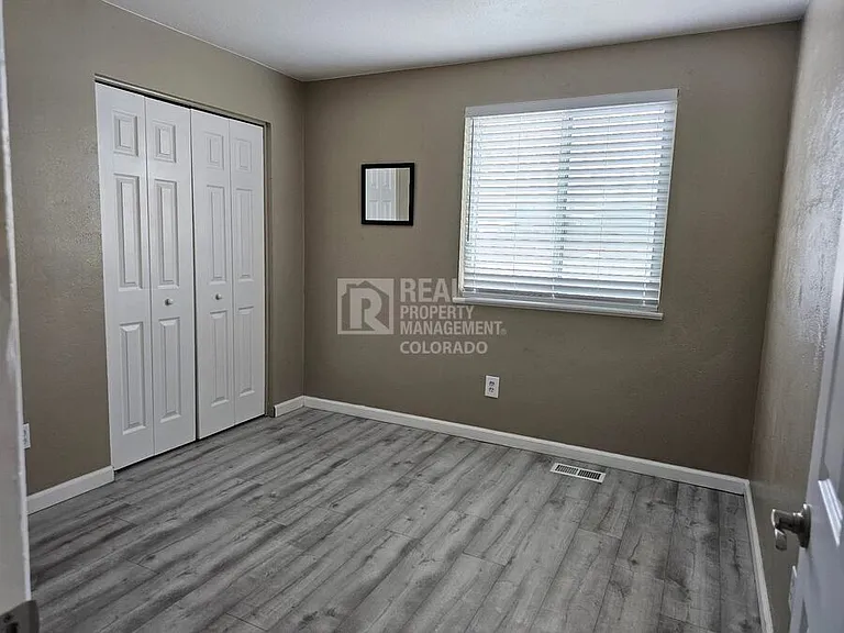 11915 Madison Pl — Photo 8
