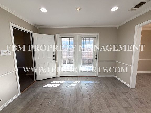 4th image of 121 N 24th St APT 1