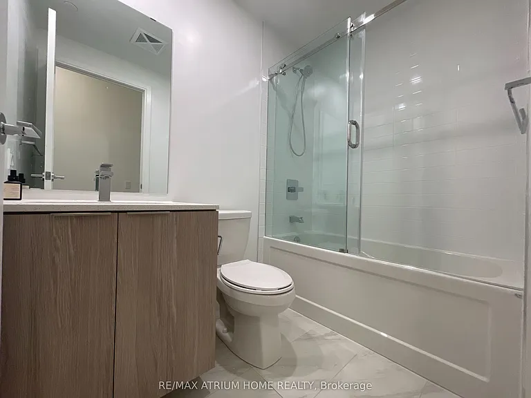 70 Annie Craig Dr #Townhouse 105 — Photo 8